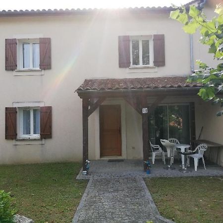 Belles Prestations Apartment Sarlat-la-Caneda Exterior photo